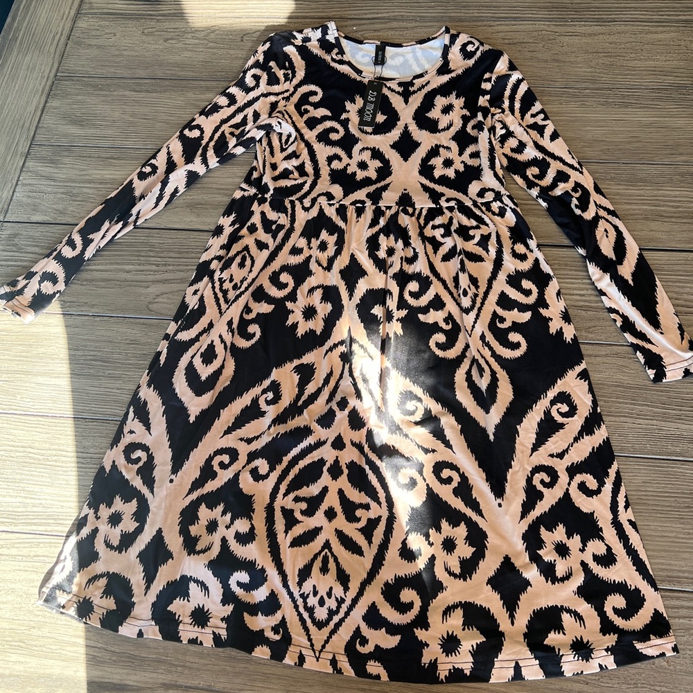 DB MOON Women Long Sleeve Empire Waist Knee Length Dress with Pockets medium